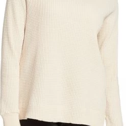 The North Face Women's Chabot Crewneck Sweatshirt Bleached Sand