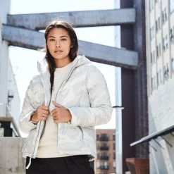 The North Face Women's Alpz Luxe Hooded Jacket Vintage White -DealsThe North Face Store unnamed file 1358