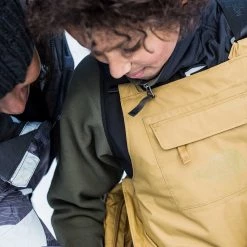 The North Face Youth Freedom Insulated Snow Bib For Girls' Tnf Black -DealsThe North Face Store unnamed file 1415