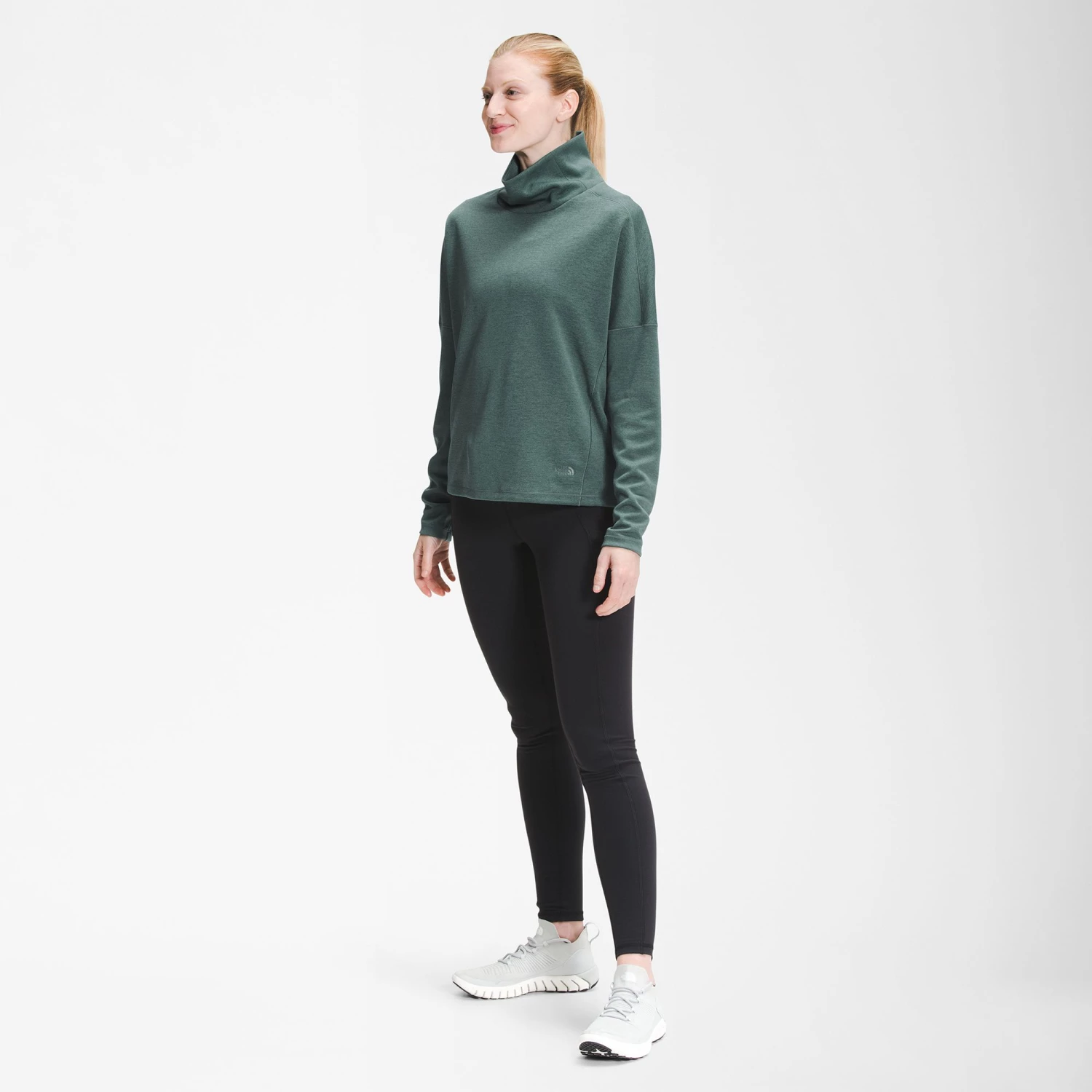 The North Face Women's Basin Long Sleeve Funnel Neck Pullover Tnf Black 2 The North Face Women's Basin Long Sleeve Funnel Neck Pullover Tnf Black - Image 2