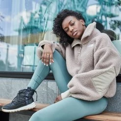 The North Face Women's Cloud Roll Waist Pack Leggings Tnf Black -DealsThe North Face Store unnamed file 1597