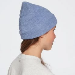 The North Face Women's City Plush Beanie Lavender Fog -DealsThe North Face Store unnamed file 1963
