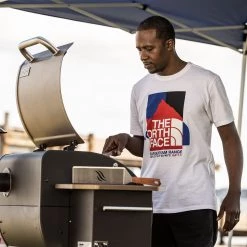 The North Face Men's Karakoram Graphic T-Shirt Tnf White -DealsThe North Face Store unnamed file 2301