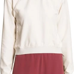 The North Face Women's Tekware Long Sleeve Crewneck Sweatshirt Wild Ginger