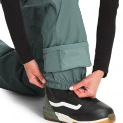 The North Face Women's Freedom Snow Bib Balsam Green 9 The North Face Women's Freedom Snow Bib Balsam Green -DealsThe North Face Store unnamed file 985